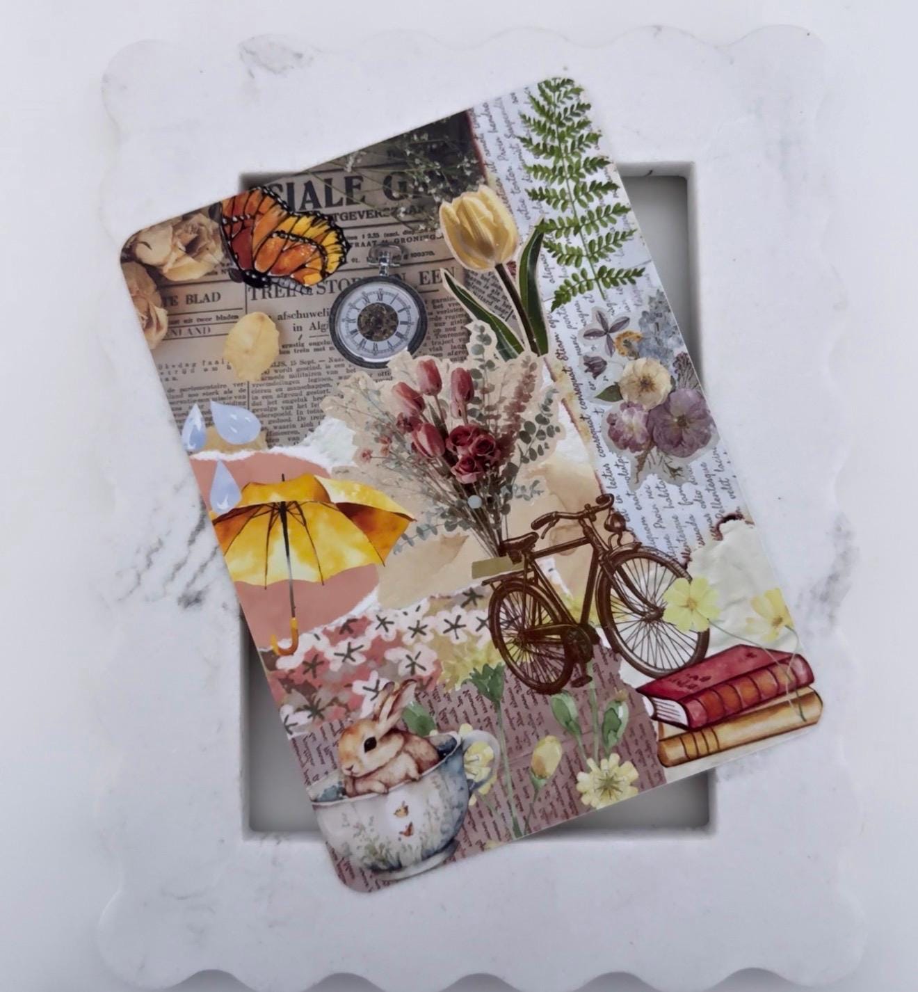 Secret Garden Scrapbook E-Reader Insert | Paper & Glow